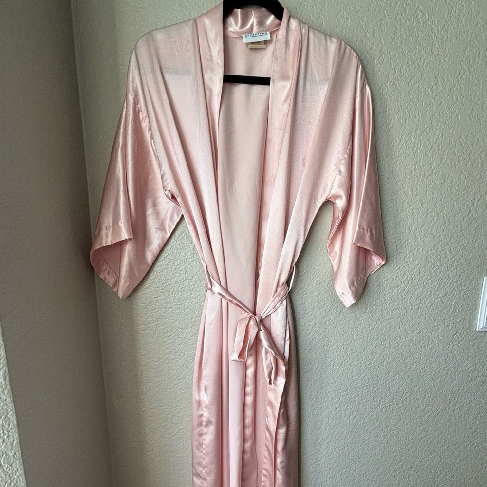 Vintage‎ Nordstrom Belted Night Robe Pink Lingerie. Med-Large Petite.